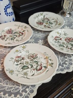 Windsor Porcelain Dessert Plates in White with Pink and Green Floral Motif